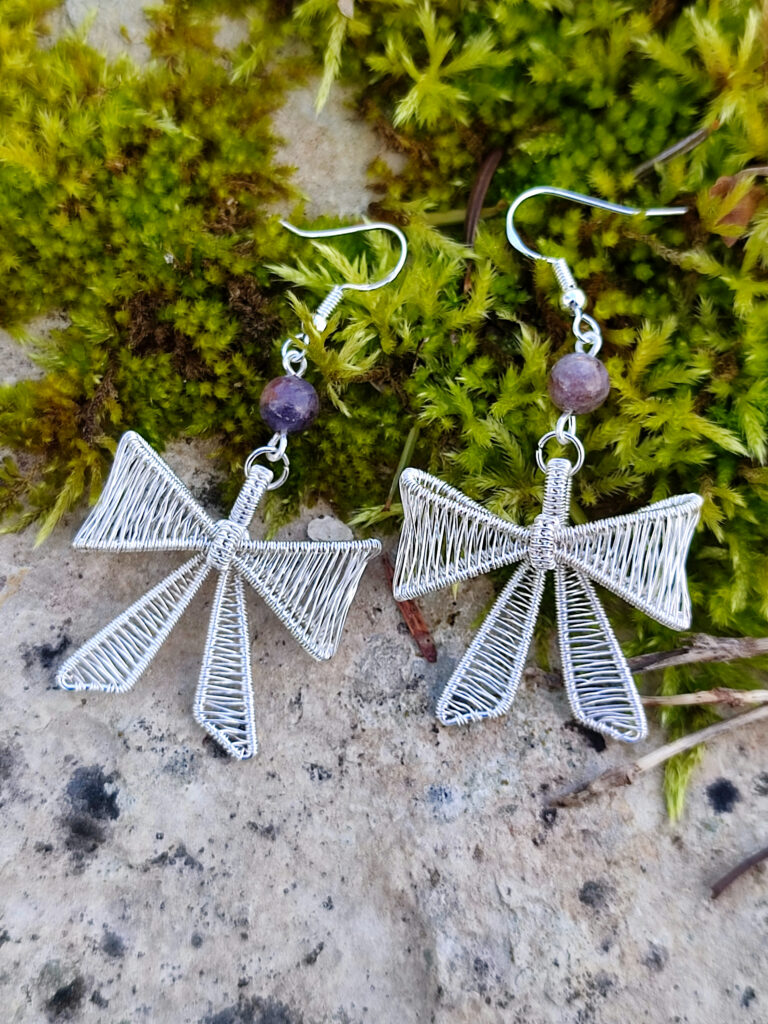 Boucles d'oreilles "nœuds" iolite/pierre de soleil