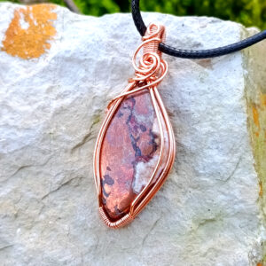 Pendentif en cuivre natif