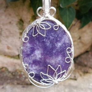 Pendentif en lépidolite