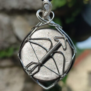 Pendentif "Cupidon" en obsidienne argentée