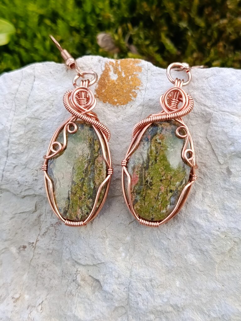 Boucles d'oreilles en unakite