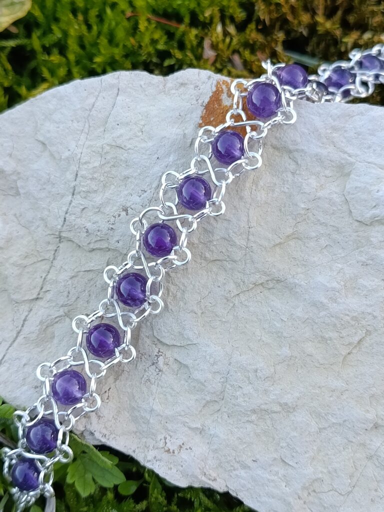 Bracelet "infini" en améthyste