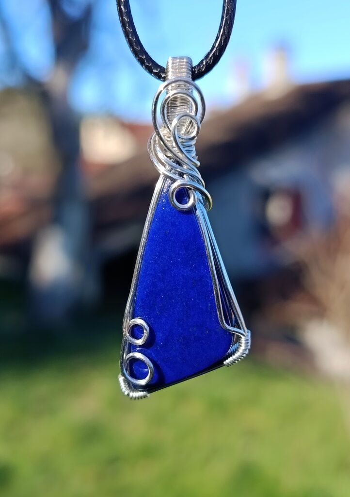 Pendentif en lapis lazuli
