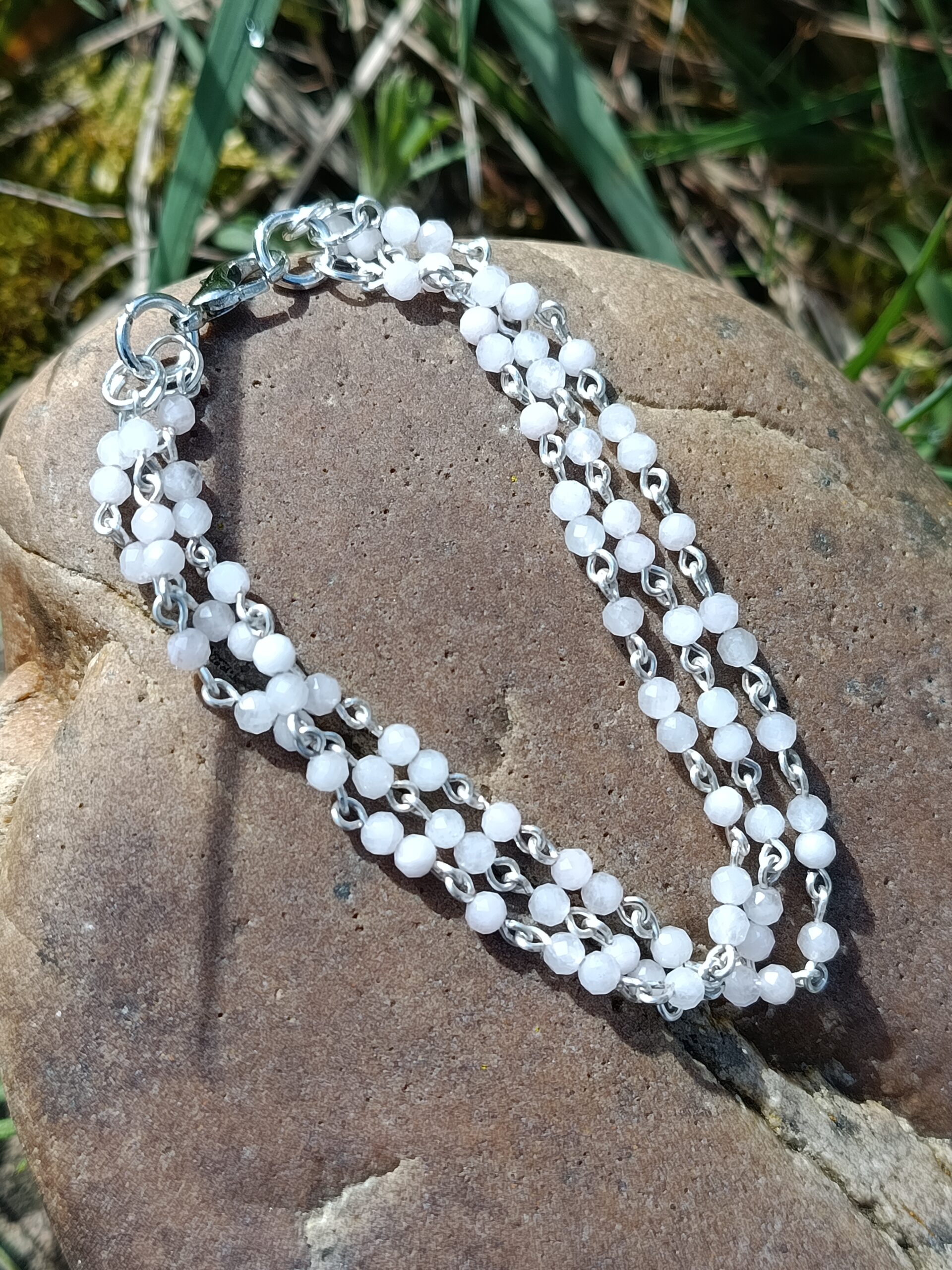 Bracelet chaine triple rang en quartz rose facetté – Image 4