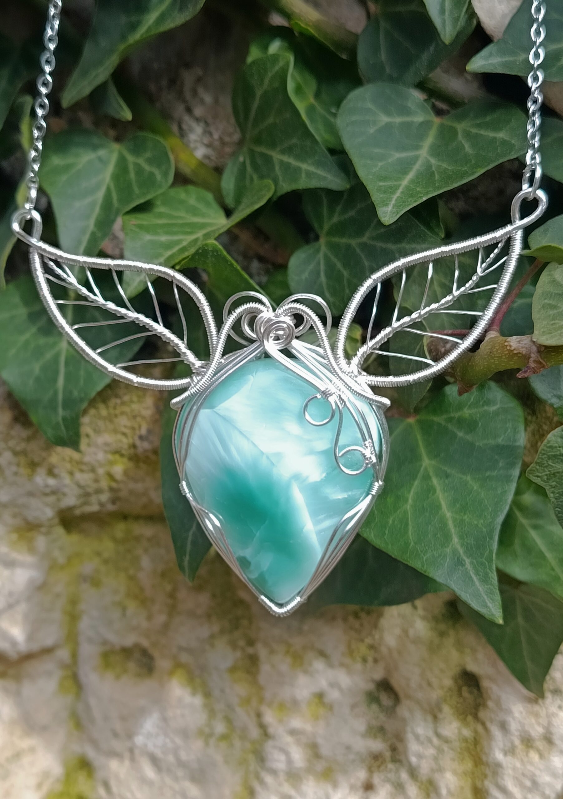 Collier végétal en hémimorphite