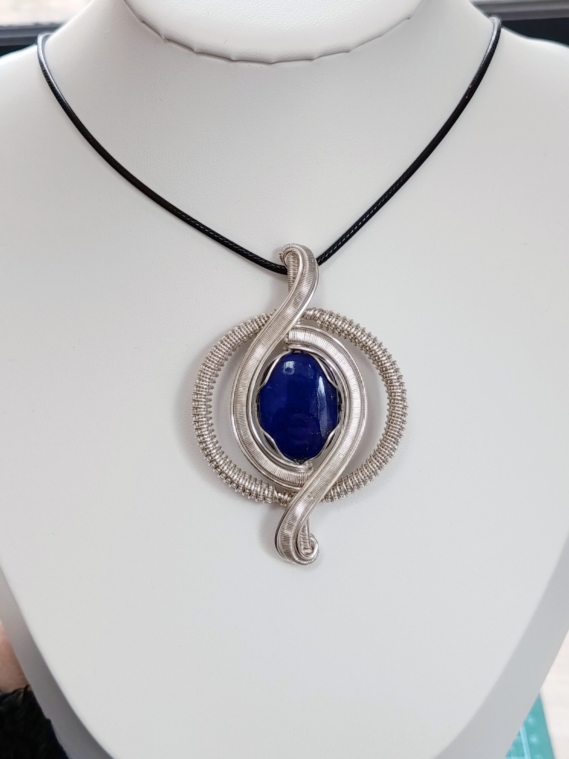 Pendentif en lapis lazuli – Image 4
