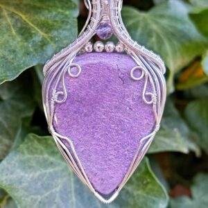 Pendentif en stichtite