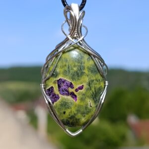 Pendentif en atlantisite
