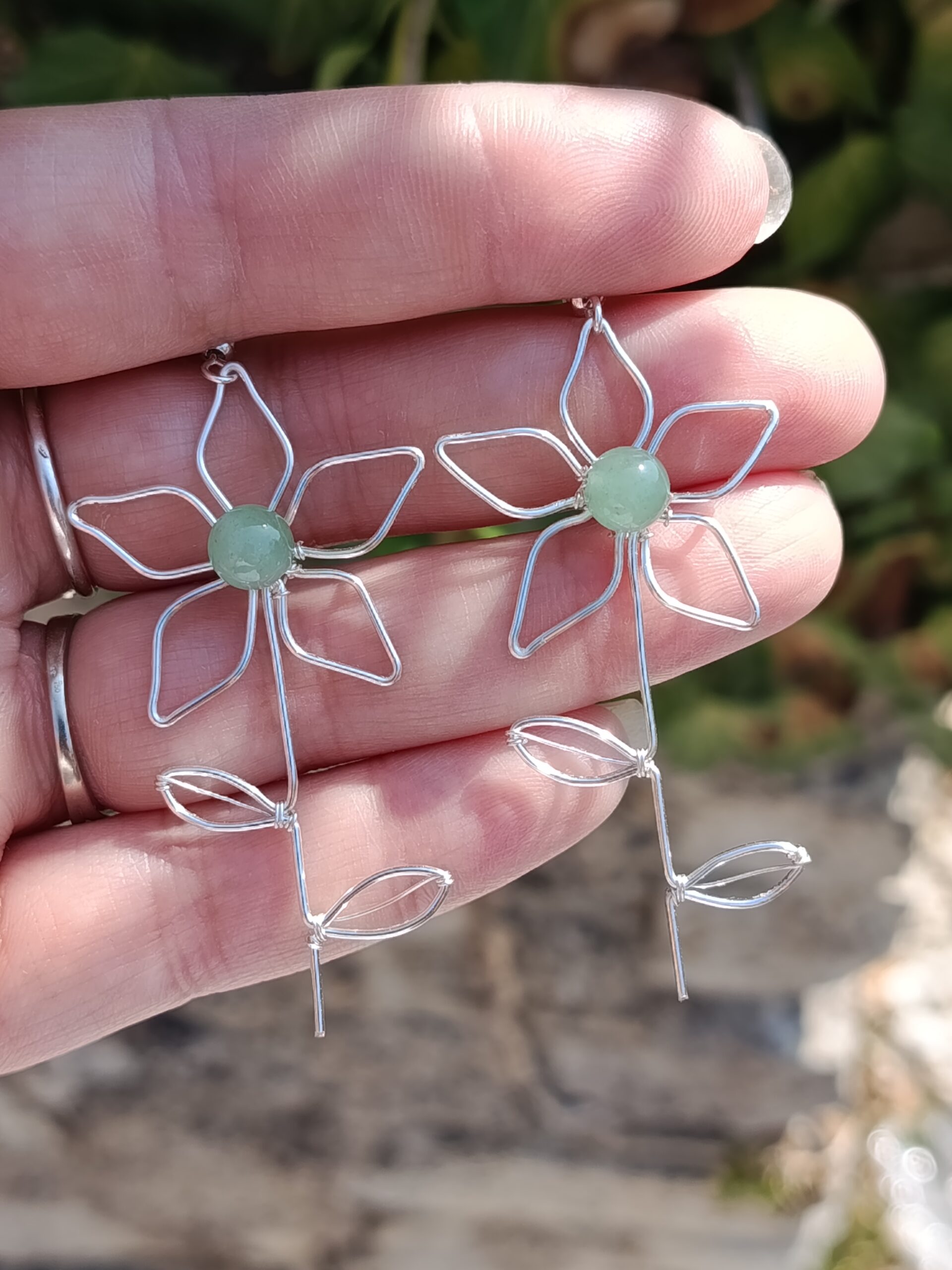 Boucles d'oreilles "fleurs" en aventurine – Image 3