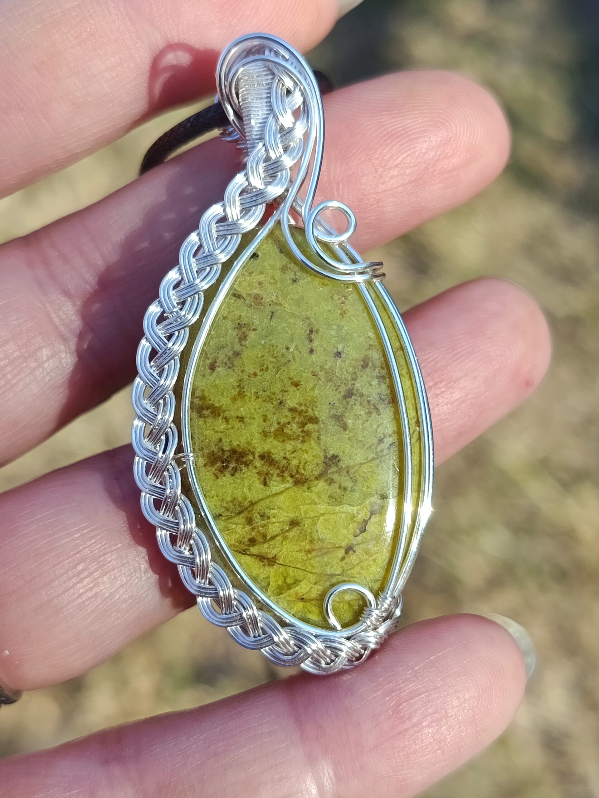 Pendentif en opale verte – Image 2