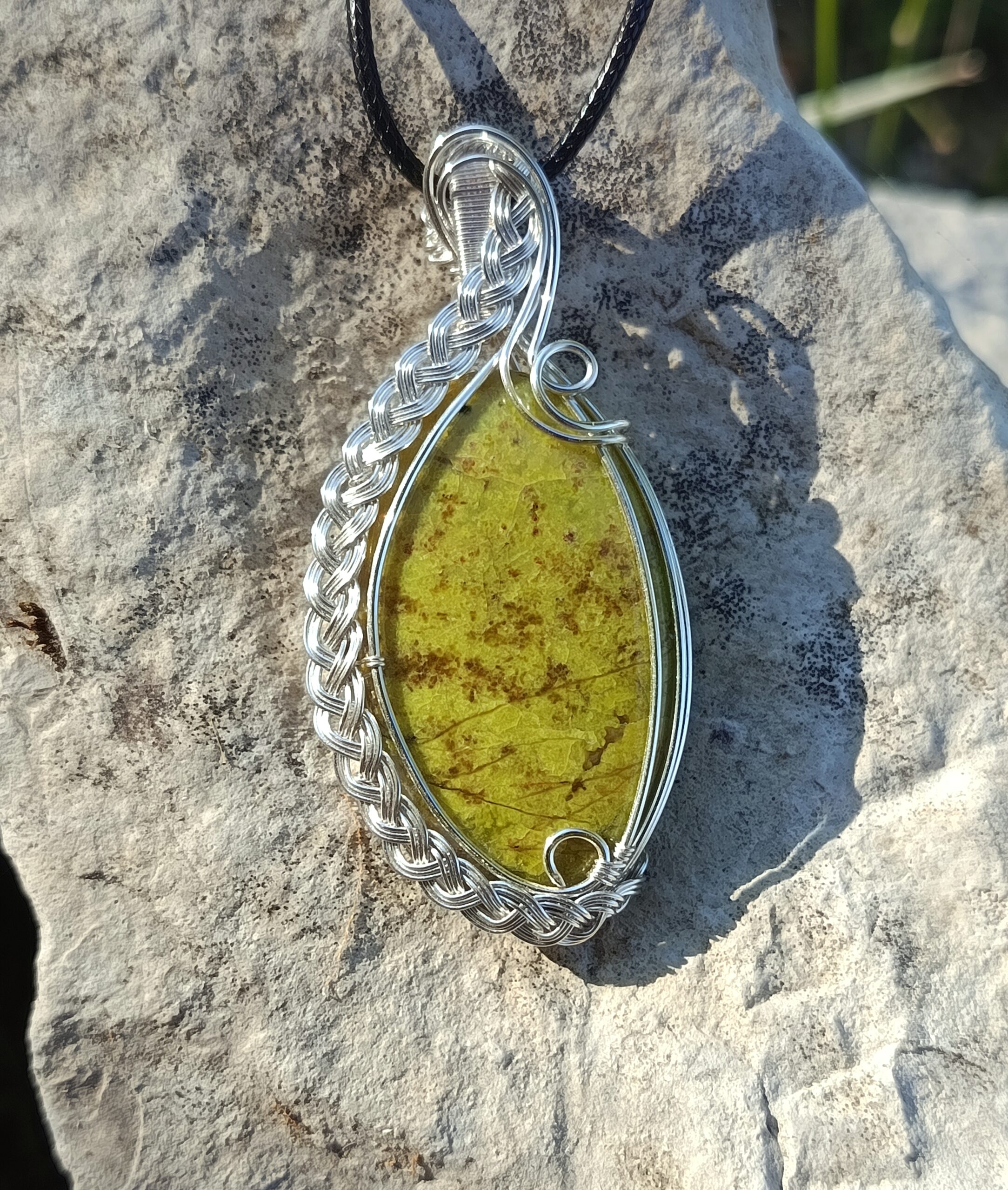 Pendentif en opale verte – Image 4