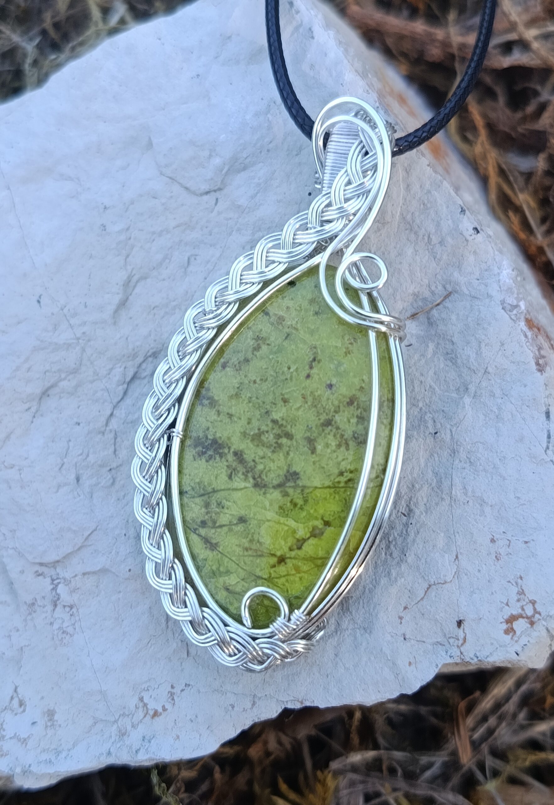 Pendentif en opale verte – Image 3