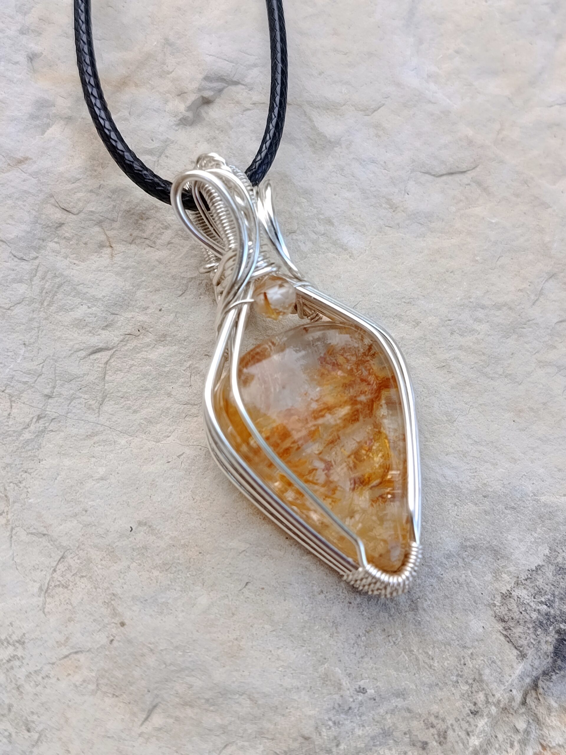 Pendentif en quartz lodolite – Image 3
